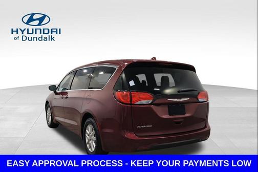 Velvet Red Pearlcoat 2020 Chrysler Voyager LX