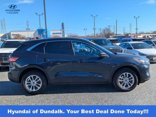 2022 Ford Escape SE