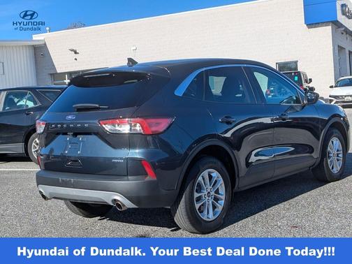 2022 Ford Escape SE