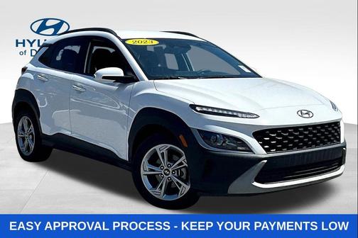 Lunar White 2023 Hyundai KONA SEL