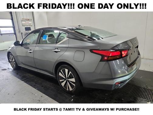 2022 Nissan Altima 2.5 SV