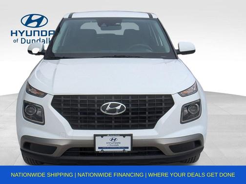2022 Hyundai VENUE SE