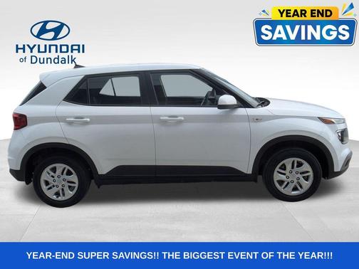 2022 Hyundai VENUE SE