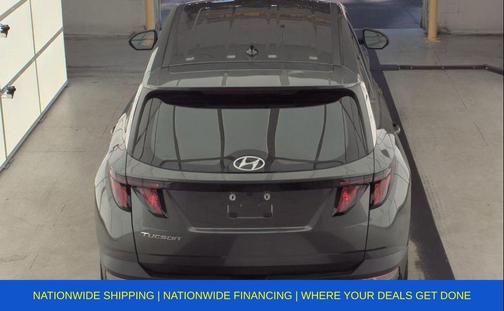 2022 Hyundai TUCSON SE