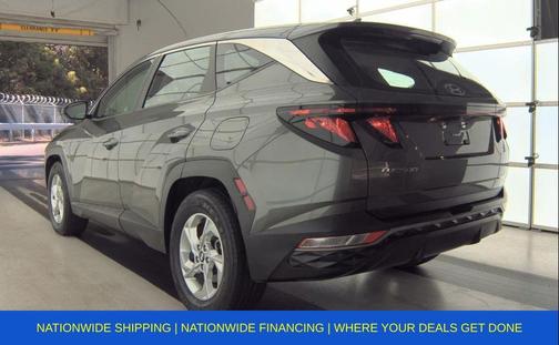 2022 Hyundai TUCSON SE