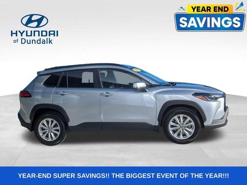 2024 Toyota Corolla Cross LE