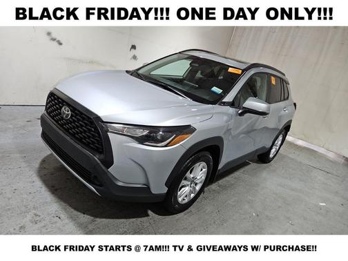 2024 Toyota Corolla Cross LE