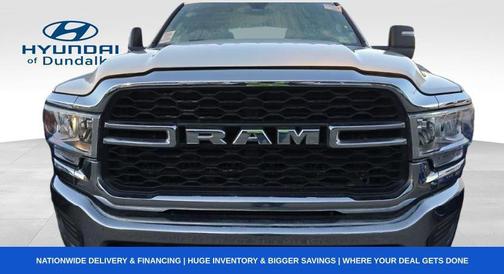 2023 RAM 2500 Tradesman Crew Cab 4x4 8' Box