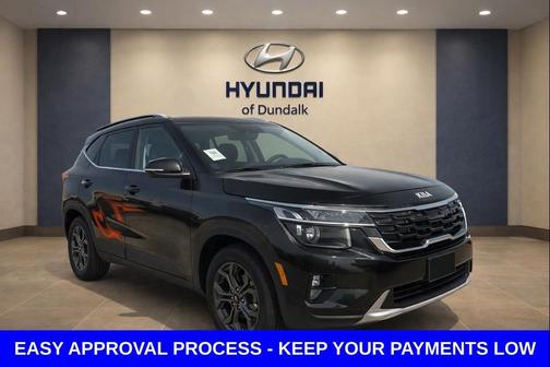 Fusion Black 2024 Kia Seltos S