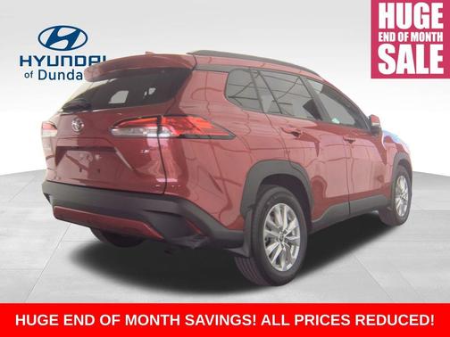 2024 Toyota Corolla Cross LE