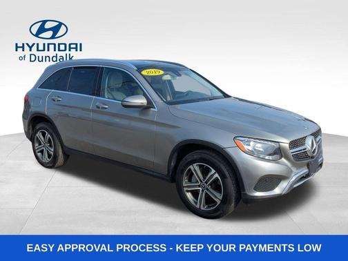 Mojave Silver Metallic 2019 Mercedes-Benz GLC 300 4MATIC