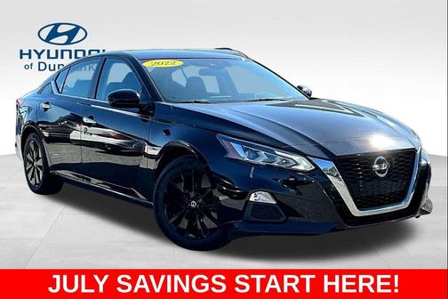 Super Black 2022 Nissan Altima 2.5 SV