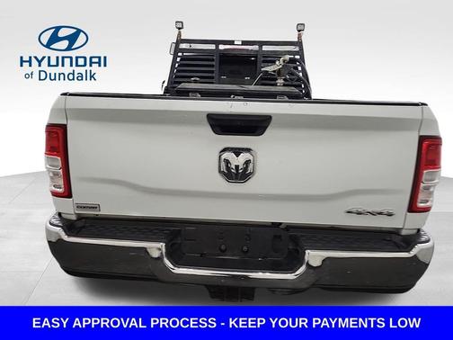 2022 RAM 2500 Tradesman Crew Cab 4x4 8' Box