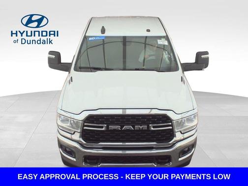 2023 RAM 2500 Big Horn Crew Cab 4x4 8' Box