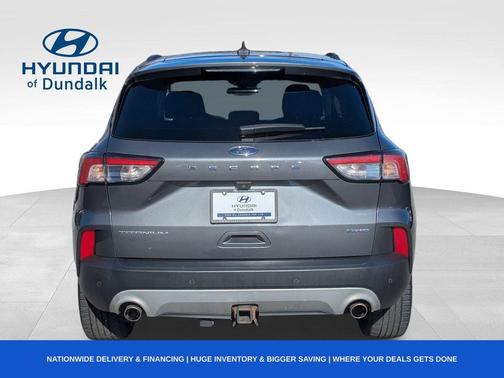 2022 Ford Escape Titanium
