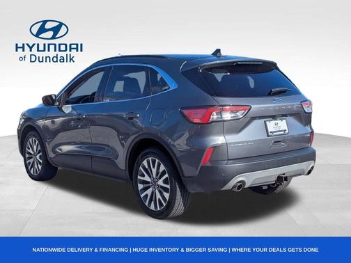 2022 Ford Escape Titanium