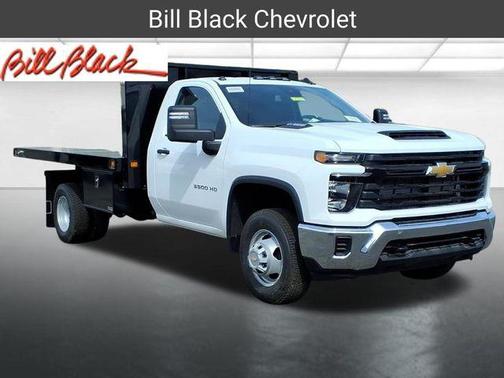 Summit White 2026 Chevrolet Silverado 3500 WT
