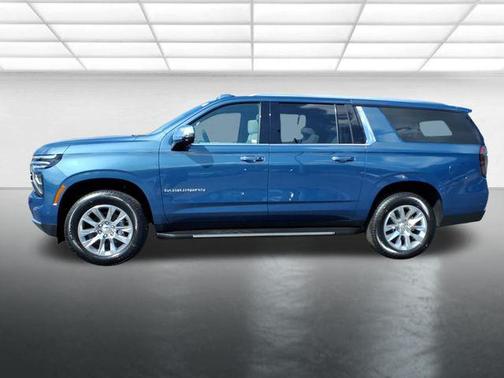 Lakeshore Blue Metallic 2026 Chevrolet Suburban Premier