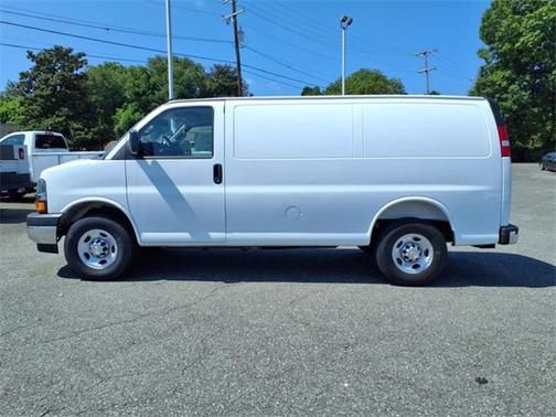 2025 Chevrolet Express 2500 RWD 2500 Regular Wheelbase WT
