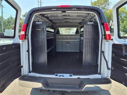 2025 Chevrolet Express 2500 RWD 2500 Regular Wheelbase WT