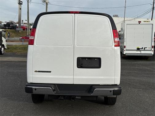 2025 Chevrolet Express 2500 RWD 2500 Regular Wheelbase WT