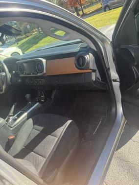 2020 Toyota Tacoma SR5