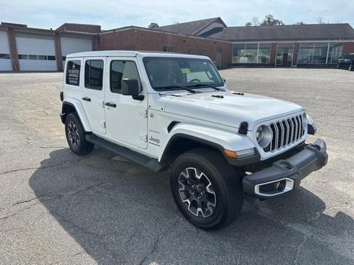 2024 Jeep Wrangler 4-Door Sahara 4x4