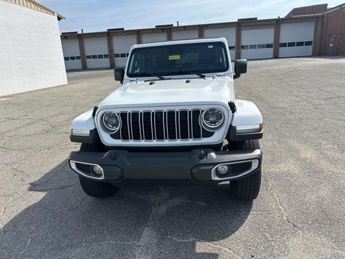 2024 Jeep Wrangler 4-Door Sahara 4x4