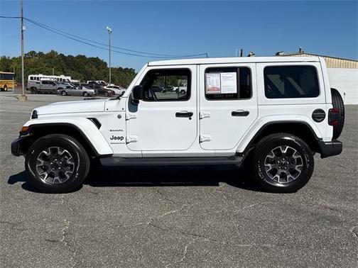 2024 Jeep Wrangler 4-Door Sahara 4x4
