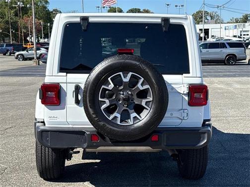 2024 Jeep Wrangler 4-Door Sahara 4x4