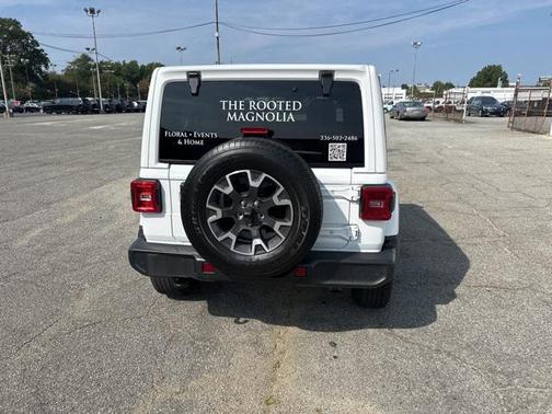 2024 Jeep Wrangler 4-Door Sahara 4x4