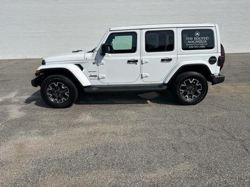 2024 Jeep Wrangler 4-Door Sahara 4x4