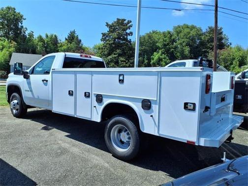 2025 Chevrolet Silverado 3500 WT