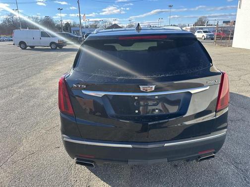 2023 Cadillac XT5 Luxury