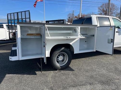 2024 Chevrolet Silverado 3500 WT