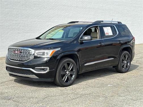2019 GMC Acadia Denali