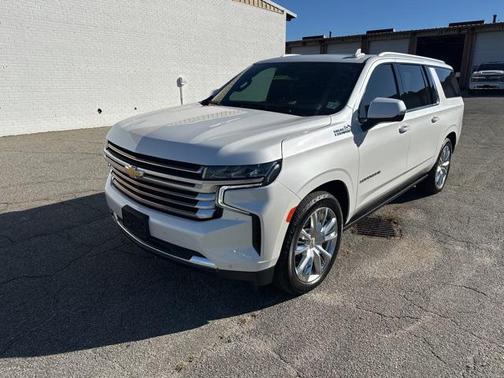 2022 Chevrolet Suburban 4WD High Country