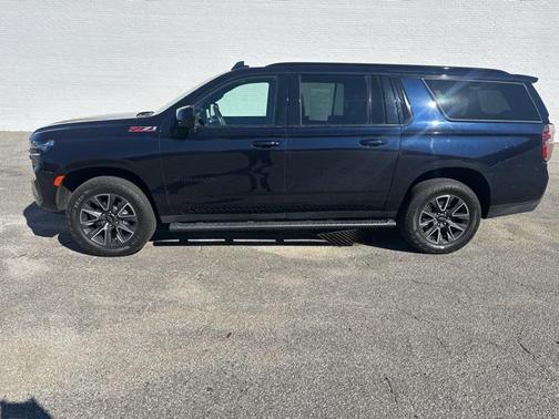 2023 Chevrolet Suburban 4WD Z71