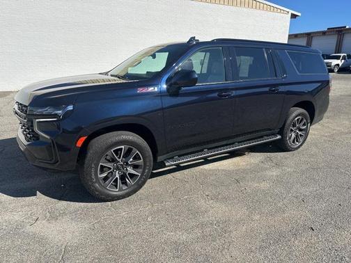 2023 Chevrolet Suburban 4WD Z71