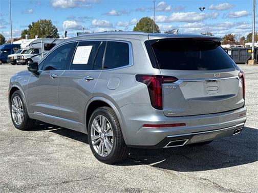 2023 Cadillac XT6 Premium Luxury AWD