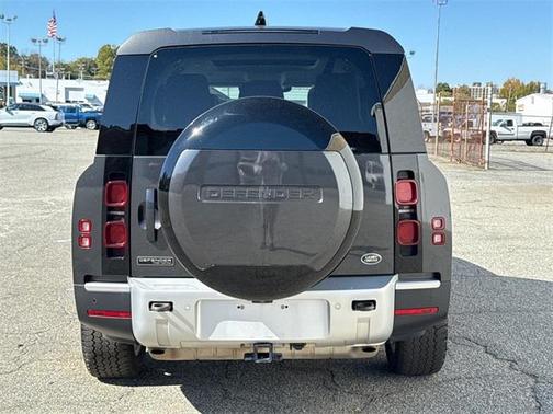 2023 Land Rover Defender 130 First Edition