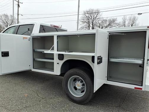 2026 Chevrolet Silverado 3500 WT