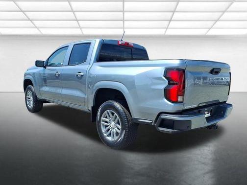 Sterling Gray Metallic 2026 Chevrolet Colorado LT