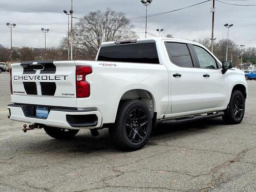 2023 Chevrolet Silverado 1500 Custom