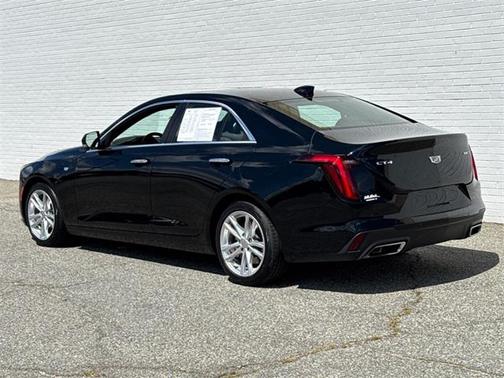 2023 Cadillac CT4 Luxury