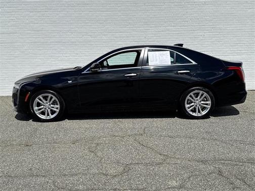 2023 Cadillac CT4 Luxury