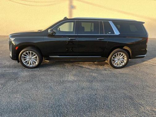 2023 Cadillac Escalade ESV Premium Luxury