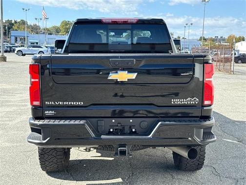 2025 Chevrolet Silverado 2500 High Country