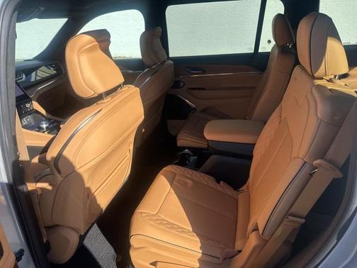 2024 Jeep Grand Cherokee L Summit Reserve