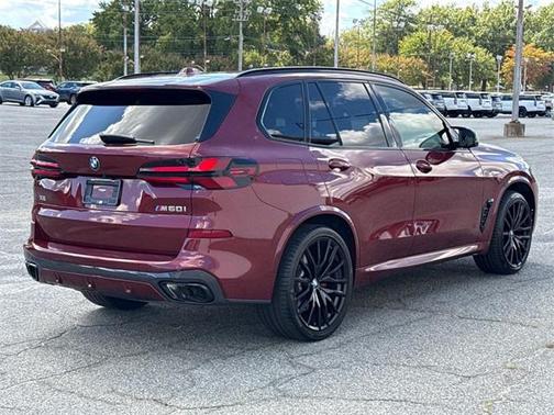 2024 BMW X5 M60i